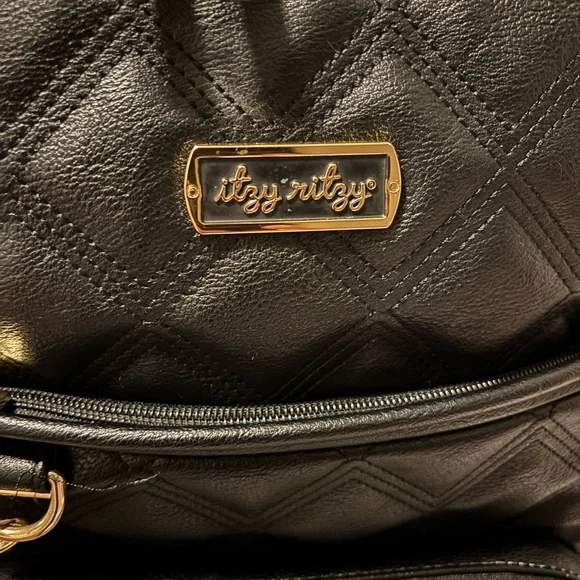 Itzy Ritzy Quilted Black Diaper Bag (Backpack) - Picture 8 of 9